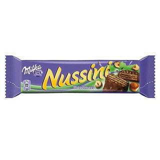 Milka Nussini Haselnuss 37g  วาฟเฟิลบิสกิตสอดไส้ครีมเฮเซลนัท 37กรัม