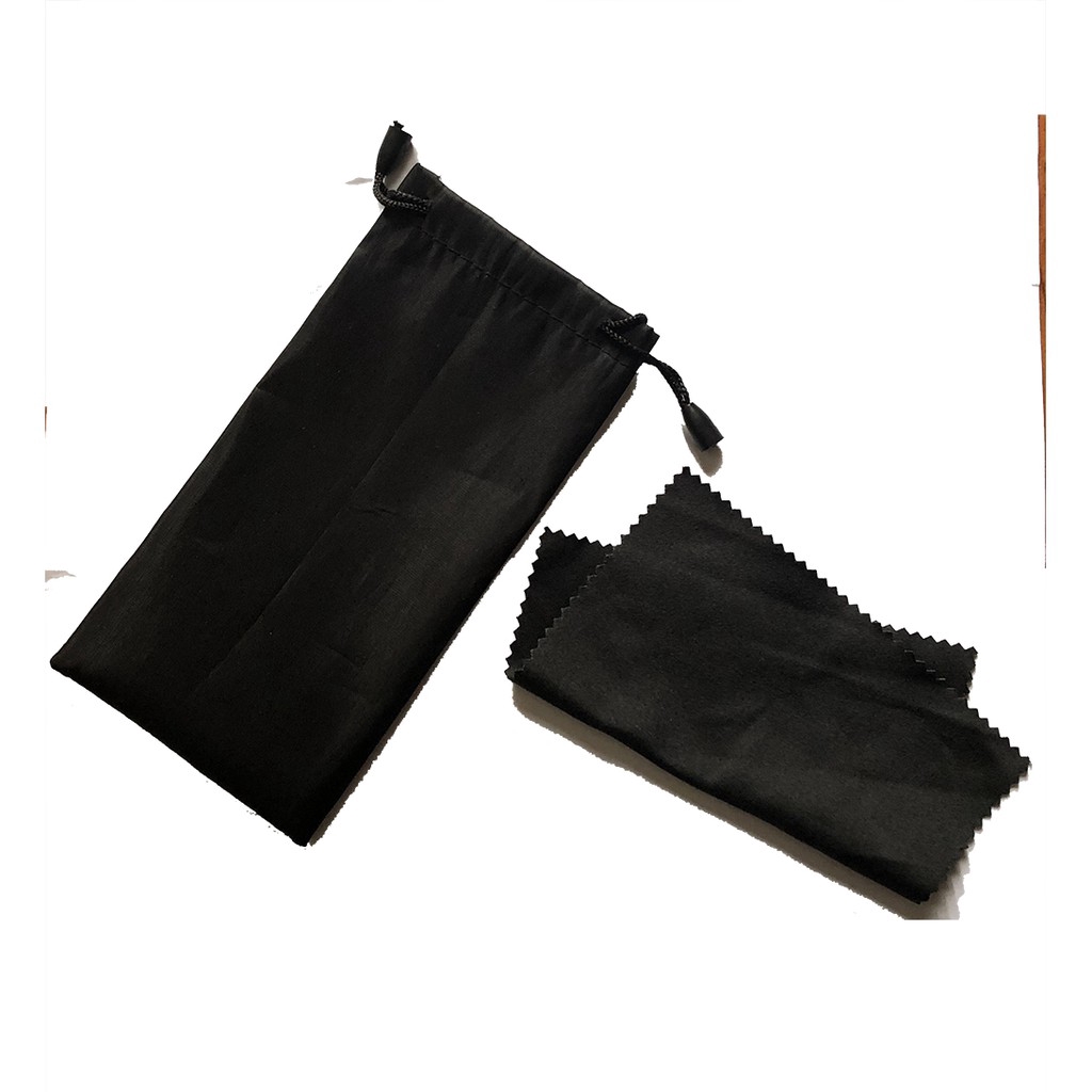 ถุงใส่แว่นตา และผ้าเช็ดแว่น