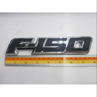 Logo F-150 ของรถ ford