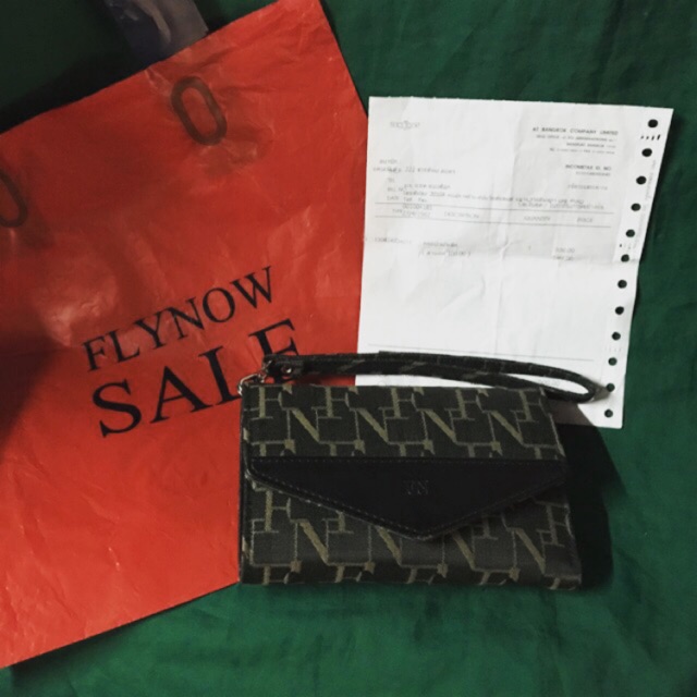 กระเป๋าสตางค์ FN Flynow แท้ มีถุง+ใบเสร็จ ส่งฟรีลทบ.