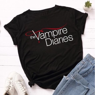 ใหม่ เสื้อยืดลําลอง แขนสั้น พิมพ์ลาย The Vampire Diaries สไตล์ฮาราจูกุ สําหรับผู้ชาย TYUI16451