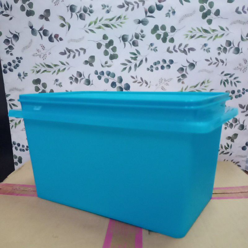 Tupperware Blue Ocean Keeper 5L