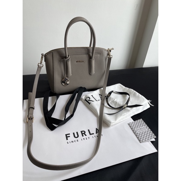 (แท้10000%) Furla กระเป๋า crossbody มือสอง