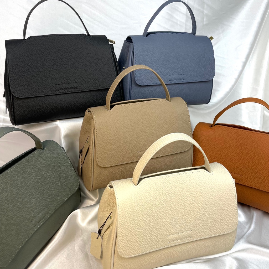 ❤️‍🔥ใหม่❤️‍🔥TOPBAGS กระเป๋าสะพายข้างทรงคลาสสิก หนังแท้พรีเมียม รูปทรงตั้งได้ เก็บทรงดี น้ำหนักเบา (6 สีพร้อมส่ง)