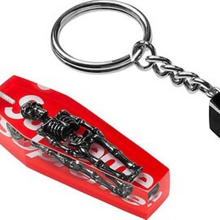 Supreme Skeleton Keychain Red SS20