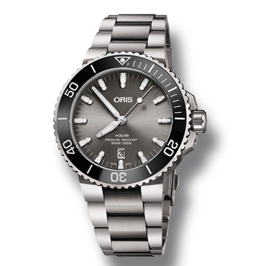 Oris Watch Aquis Titanium Date 01 733 7730 7153-07 8 24 15PEB Watch