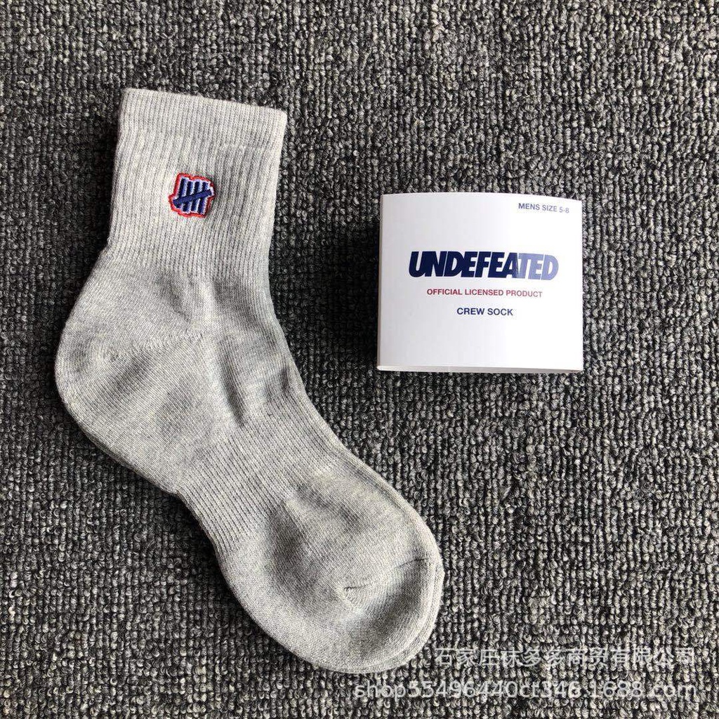 ใหม่ Undefeated ถุงเท้ากีฬาลําลอง ผ้าฝ้าย ปักลาย แฟชั่นสําหรับผู้ชาย 2022