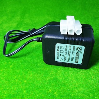 อแดปเตอร์ สำหรับชาร์จไฟแบตเตอร์รี่รถบังคับวิทยุ 9.6 V. ปลั๊กขาว 3 สาย –  Adaptor 9.6 V. ปลั๊กขาว 3 รู