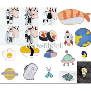 📣พร้อมส่ง📣  เข็มกลัด​การ์ตูนรูปซูชิ อวกาศ​ คน​ รอยเท้าหมา เท่ๆ​ แนวๆ​  swag  เข็มกลัดติดเสื้อ​ ติดหมวก​ ติดกระเป๋า ​💓💓🌺