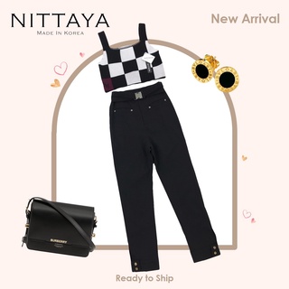 Nittaya set เสื้อครอปสายตะเกียบคอเหลี่ยม+กางเกงขายาว เสื้อพิมพ์ลายตารางสุดเท่ห์