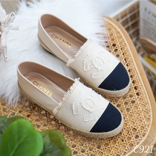 รองเท้าผ้าใบ C921 ทรงสวม slip-on