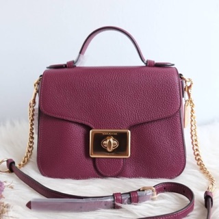 Coach F77897 Cassidy top handle crossbody รุ่นนี้สวยหรูดูแพง มีสีแดงกับสีดำจ้า