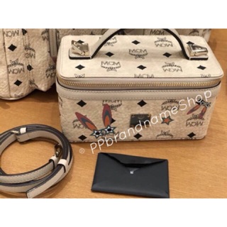 MCM Star eyed bunny Rockstar Limited Edition แท้💯%