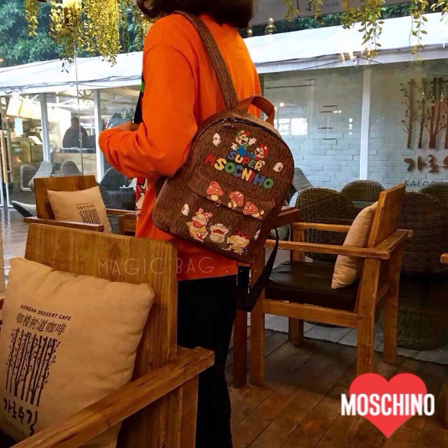 💕 Moschino 💕 New !!  Moschino 2019  กระเป๋าเป้น่ารักๆงานสวยๆ ดีไซน์เก๋ๆ จาก Moschino  สินค้าชนชอปน