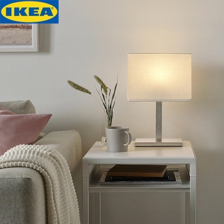 IKEA TOMELILLA ทูเมอลิลลา โคมไฟตั้งโต๊ะ, ชุบนิกเกิล/ขาว36 ซม.หลอดไฟแยกจำหน่าย ใช้หลอด LED E14 โคมไฟให้แสงนุ่มๆ