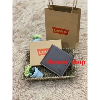 Levis Mens Short Wallet Gift Box กระเป๋าหนังสไตล์เรียบง่าย แบบคุณผู้ชาย เดินด้ายตัดขอบให้ดูมีดีเทล