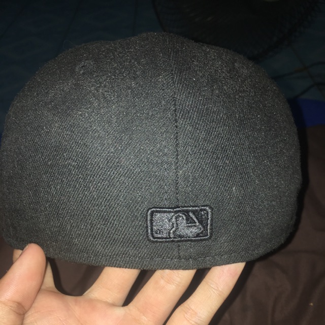 หมวก new era mbl สีดำ แท้