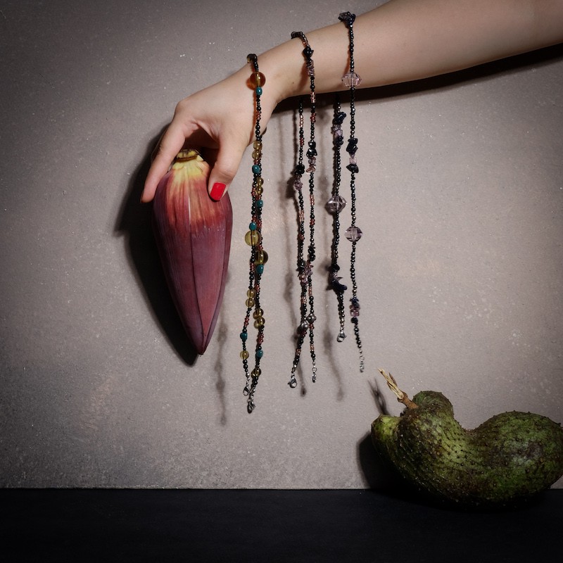 Dos Bead Mask & แว่นกันแดดคล้องคอ