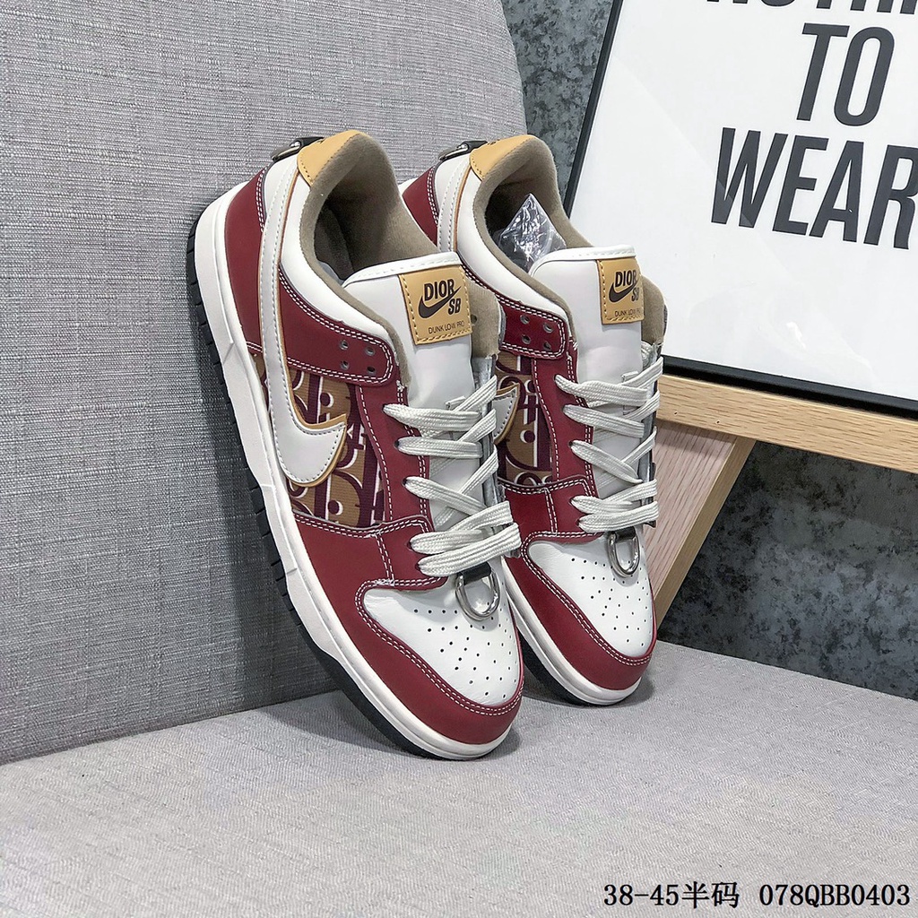 (จัดส่งที่รวดเร็ว) ยิงจริง Nike SB Dunk Low X Dior jacquard joint Mens ...