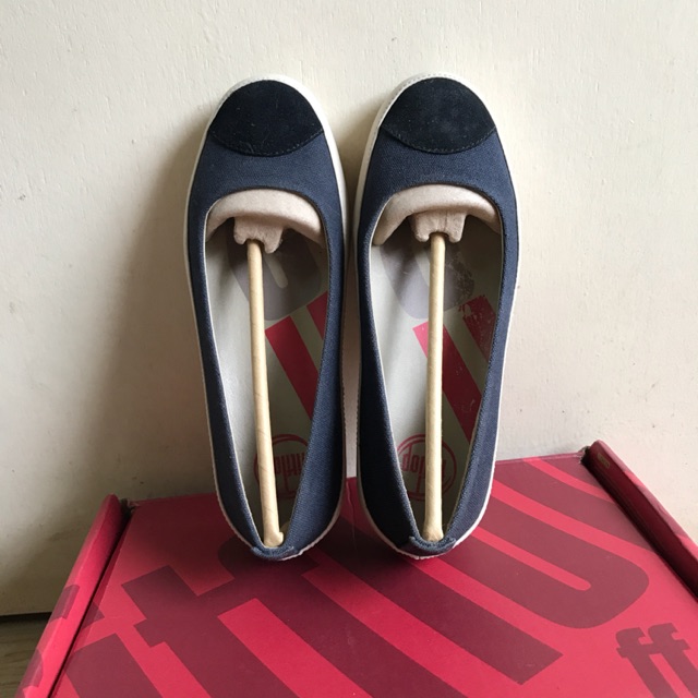 Fitflop แท้ !! Due canvas NAVY Size 36 มือสอง คุณภาพเหมือนใหม่