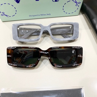 แว่นตา ออฟ ไวท์ Sunglasses  สวยใหม่ คุณภาพดีที่สุด พร้อมส่งค่ะ กันแดดเต็มประสิทธิภาพ UV400  มาพร้อมกล่อง Full Set Box