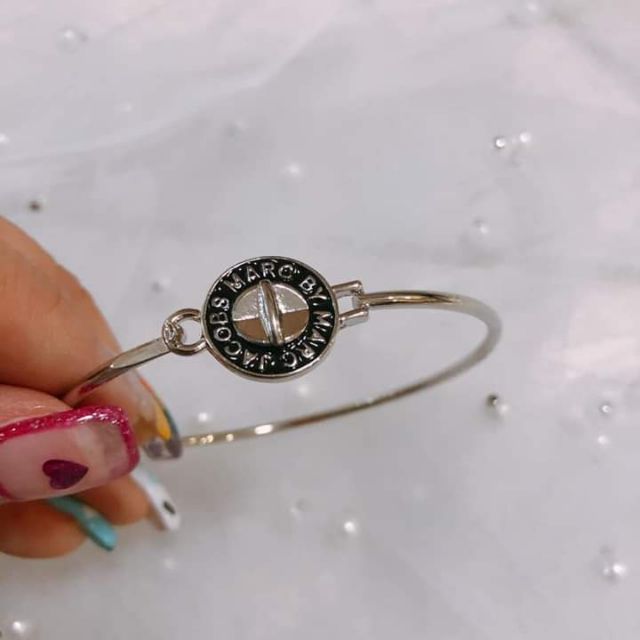 ข้อมือ March Jacob style