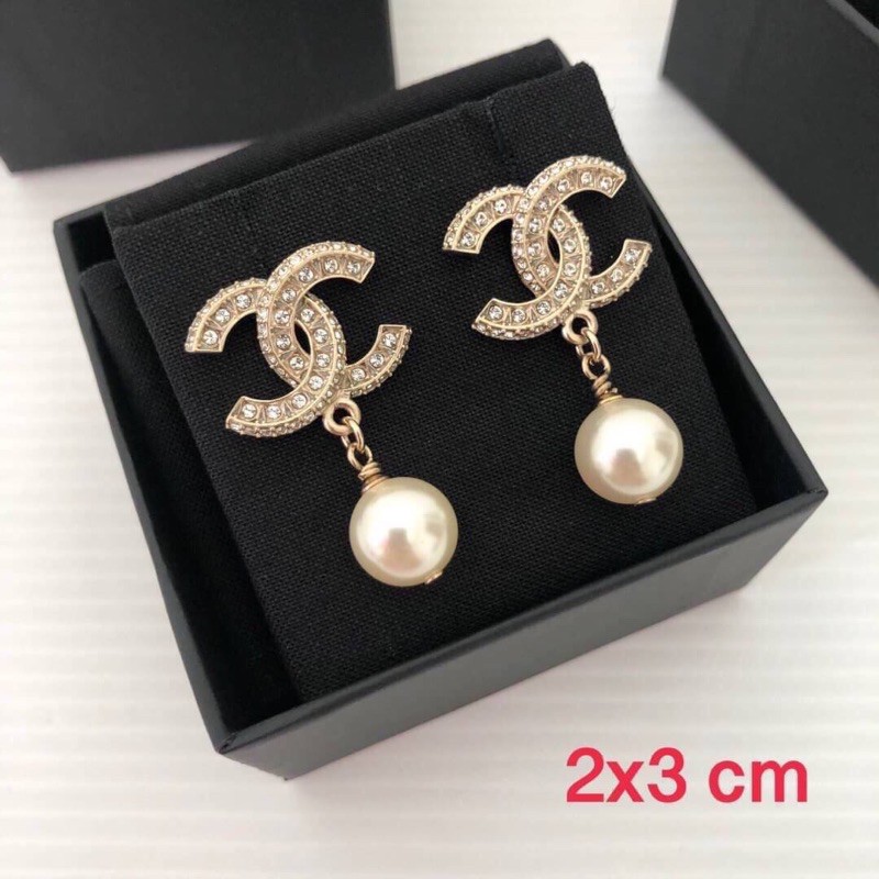 New Chanel earrings 2.3 cm  Fullset no rec