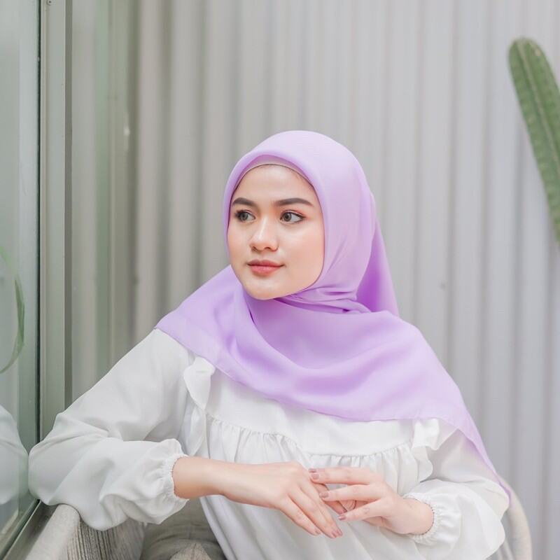 Fashion Shop HIJAB BELLA SQUARE / BELLA SQUARE / HIJAB POLLYCOTTON LILAC PREMIUM