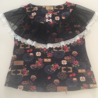 เสื้อยืดเเฟชั่นเเขนระบาย