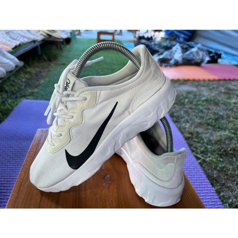 รองเท้ามือสองของแท้ Nike React เบอร์ 40 ยาว 25.5 ซม.