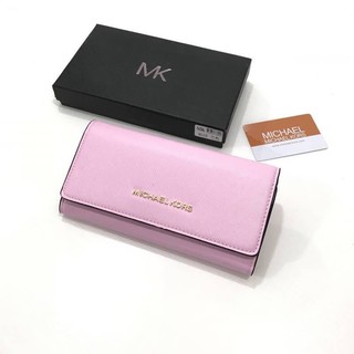 MK เป๋าตังค์ทรงยาวสามพับ  พร้อมกล่อง ราคา 490.-