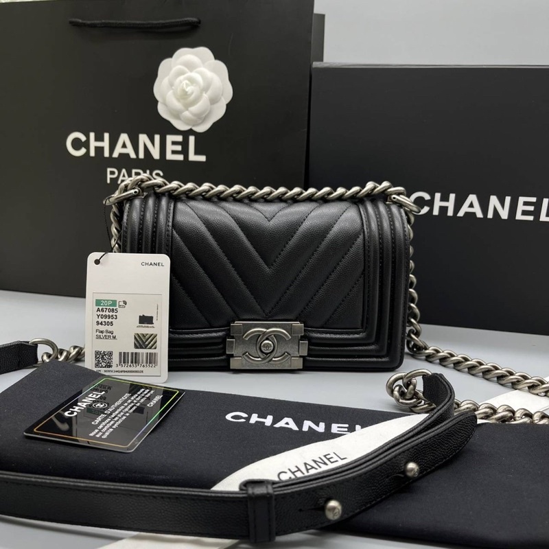 Chanel Boy V(Ori) Size 20cm. อะไหร่เงิน💥💥