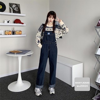 Many Jeans Overalls เอี๊ยมกางเกงยีนส์ขายาวสียีนส์เข้ม ปักรูปหมีเล็กๆบนกระเป๋ากลางอกพร้อมส่ง