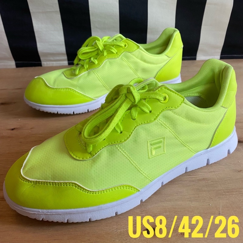 รองเท้าผ้าใบ Fila Neon Green US8 42 26cm.