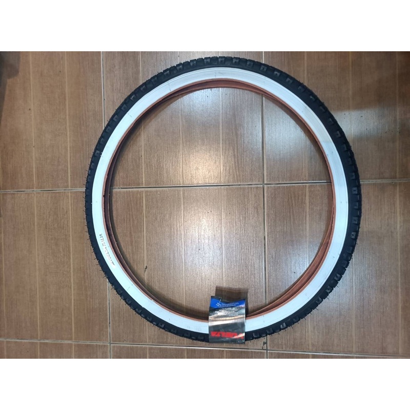 ยางนอก จักรยาน ขอบขาว camel  26x2.125  ( 57-559 )