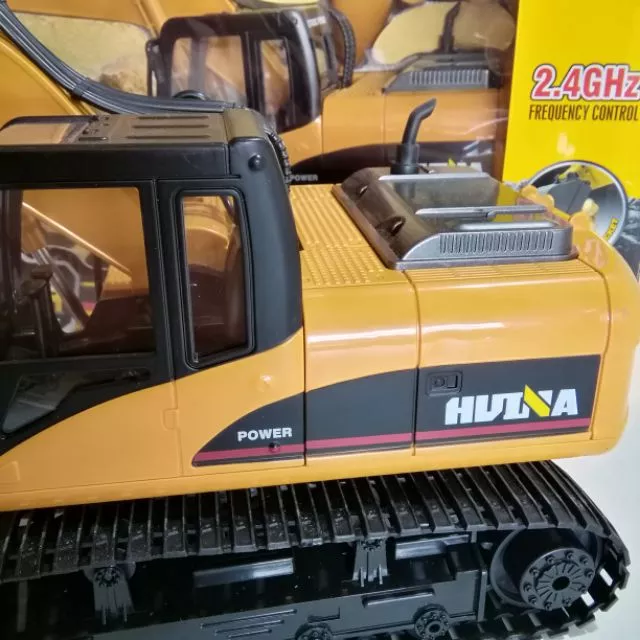 รถบังคับ HUINA-1550 บุ้งกี๋เหล็ก รถแบลคโฮล์ บังคับวิทยุ ทำงานได้สมจริง บุ้งกี๋เป็นเหล็ก ขนาด 1/14 HUINA TOYS 1550 thumbnail 6
