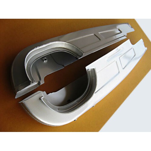 CHAIN CASE GUARD ** NEW ** Fit For HONDA C100 C102 C105 C50 CA100 CUB // บังโซ่ อลูมิเนียม สีเงิน