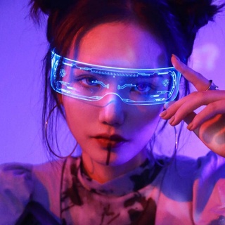 ☍☇✴แว่นตาไซเบอร์พังค์ แว่นตาเรืองแสง ความรู้สึกของเทคโนโลยีแห่งอนาคต ชาร์จใหม่ได้ LED Cyberpunk แว่นตาเรืองแสง Xiaohongs
