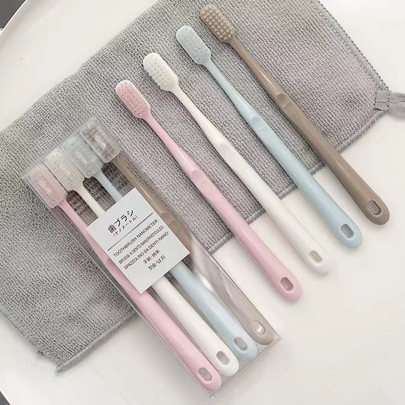 ลด10% โค้ด DDXDECW4 แปรงสีฟันแพ็ค 4 ชิ้น (4pcs/1packet) สำหรับผู้ใหญ่ แปรงสีฟันเหมาะสำหรับครอบครัว