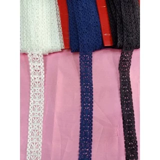 ลูกไม้คอตตอนขนาด 1 นิ้ว 1.5นิ้ว หลาละ 50 บาทงานดีเนื้อแน่น