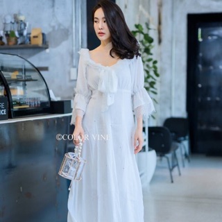 Maxi  Dress ปาดไหล่ ลูกไม้