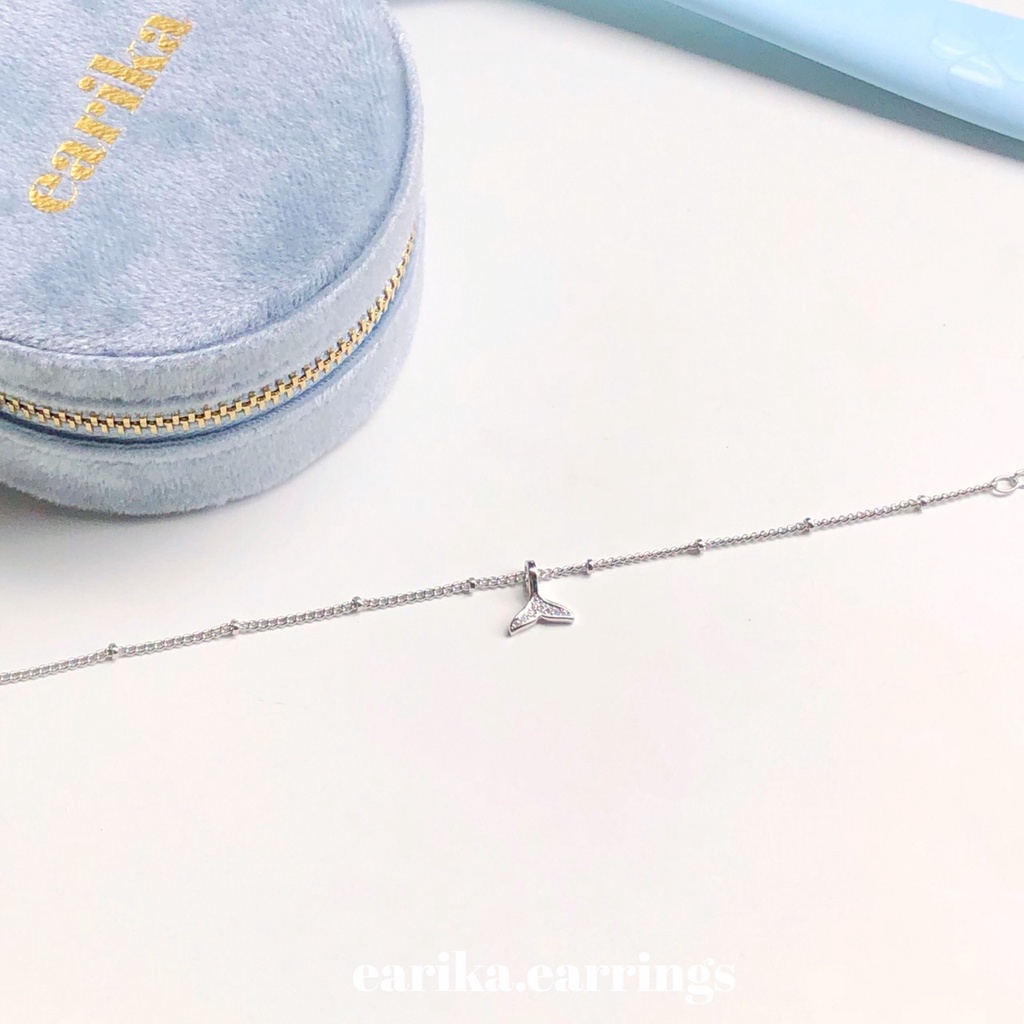 earika.earrings – crystal whale bracelet สร้อยข้อมือจี้หางปลาวาฬชุบทองคำขาว ปรับขนาดได้ เหมาะสำหรับคนแพ้ง่าย ราคา ถูกที่สุด ดีลบีเคเค แกลเลอรีภาพที่ 2