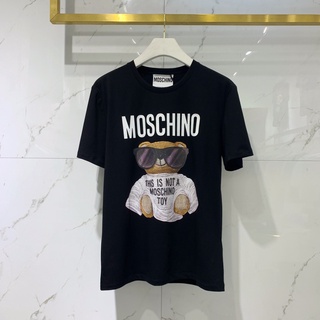 M0schin0 เสื้อยืดคอกลม แขนสั้น พิมพ์ลายหมี แว่นตากันแดด แฟชั่นฤดูร้อน สําหรับผู้ชาย 2022