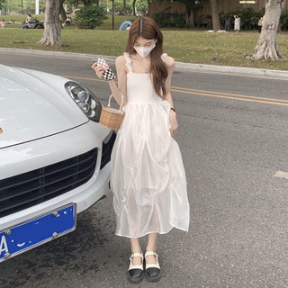 🔥Hot Sale / Very fairy suspender dress หญิง 2022 เอวใหม่และกระโปรงจีบตาข่ายยาวปานกลางบาง