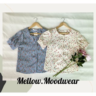 พร้อมส่ง เสื้อแขนตุ๊กตา คอสี่เหลี่ยม ลายดอกไม้ POPPY square collar puff sleeve floral blouse