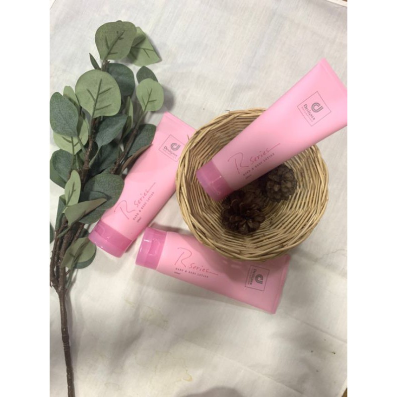โลชั่นน้ำหอม อาร์ซีรีย์ rseries 200ml ฝาอ่อน หมดอายุ2/2025