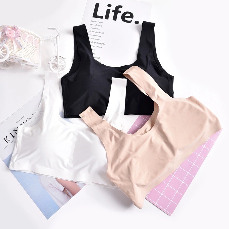 เสื้อชั้นใน สปอร์ตบรา รุ่นB014 เสื้อในผู้หญิง ไร้ขอบ แบบสวม ผ้านิ่มลื่น ใส่สบาย เสื้อชั้นในผู้หญิง