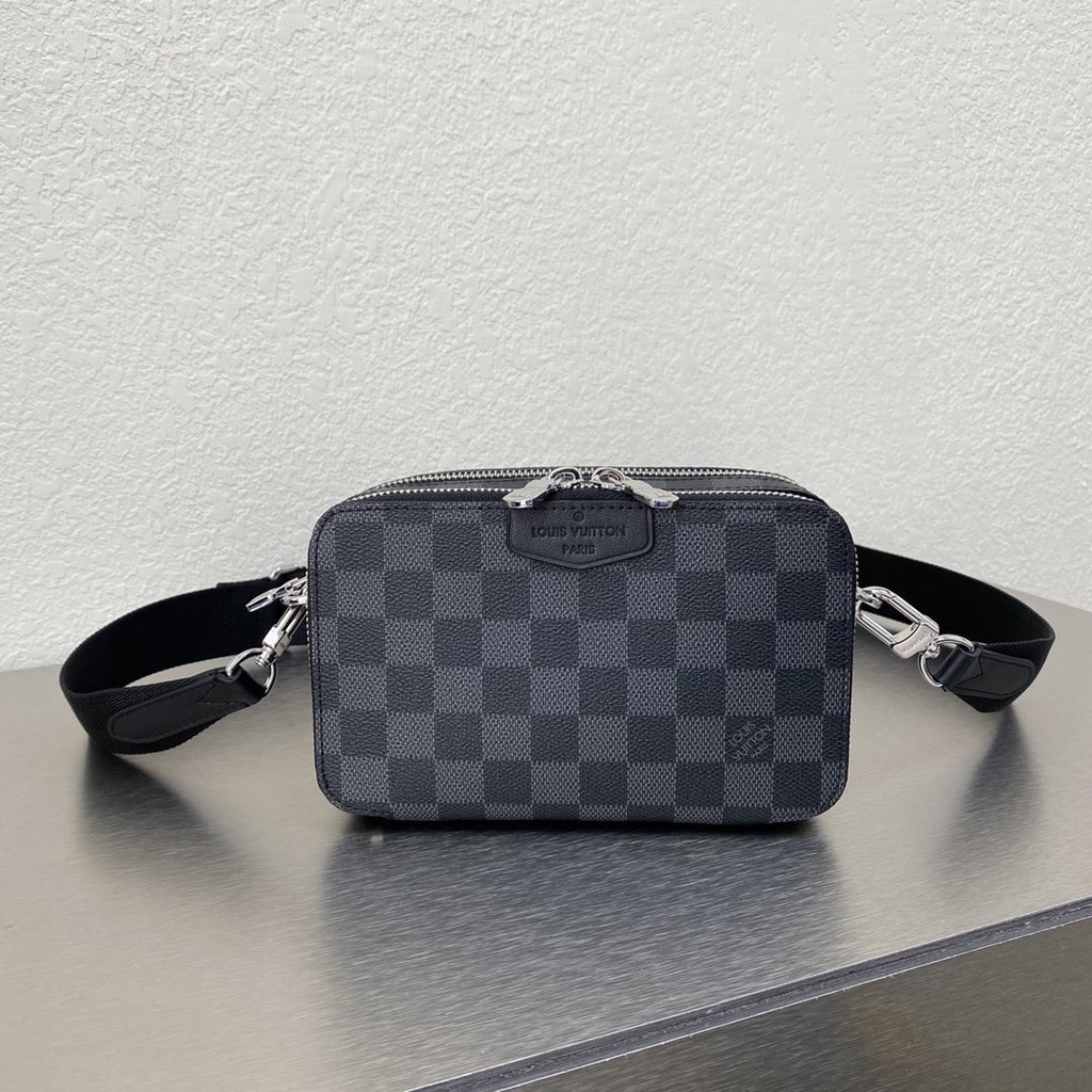 พรี Lv Louis Vuitton Alphaกระเป๋าสะพาย SIZE18*6*11.5cm