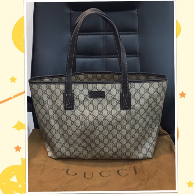 กระเป๋า Gucci  GG plus tote bag 211137 สีเบจน้ำตาล