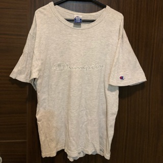 เสื้อchampion แขนสั้นสีเทา อก 20” ยาว 26”ส่งต่อ590฿ ส่งฟรี